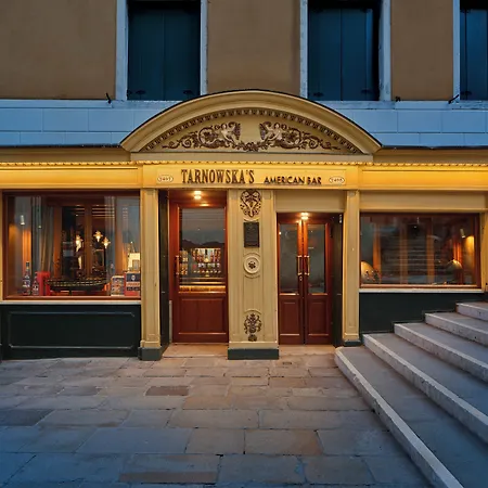 Unahotels Ala Venezia-adults 16 호텔