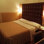 Unahotels Ala Venezia-adults 16 3*