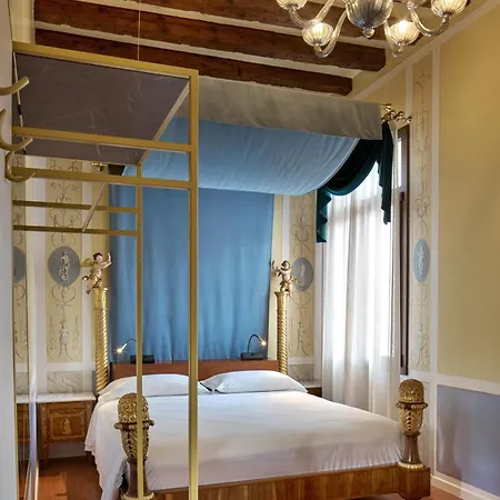 Hotel Unahotels Ala Venezia-adults 16
