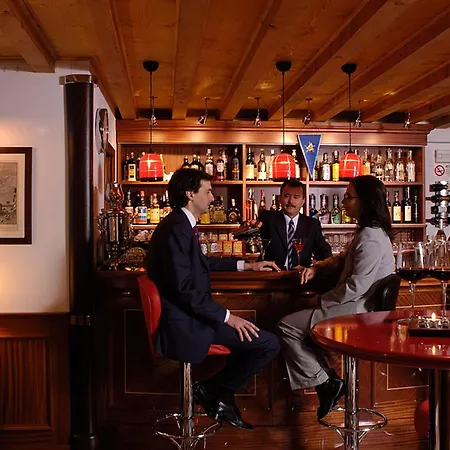 Unahotels Ala Venezia-adults 16