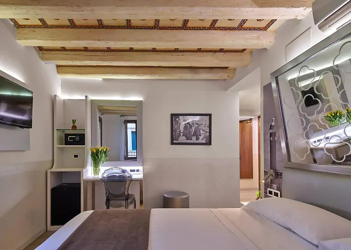 Unahotels Ala Venezia-adults 16