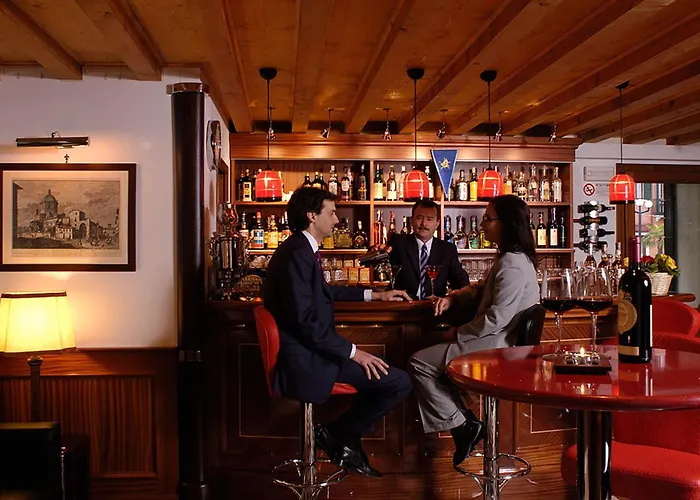 Unahotels Ala Venezia-adults 16