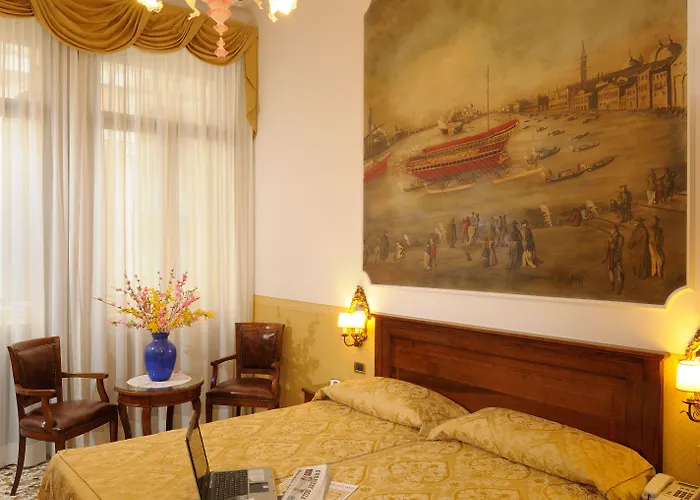 Отель Unahotels Ala Venezia-adults 16 3*