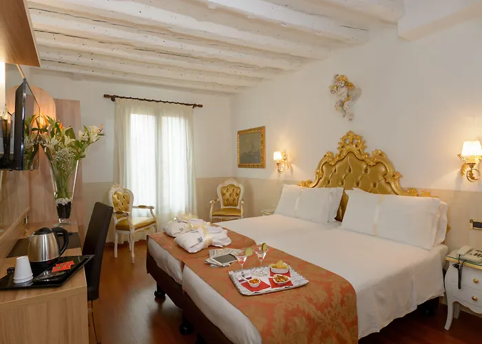 ホテル Unahotels Ala Venezia-adults 16