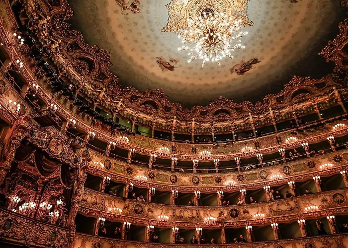 Unahotels Ala Venezia-adults 16