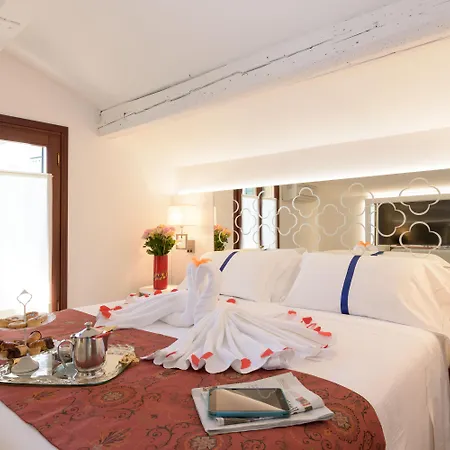 Unahotels Ala Venezia-adults 16