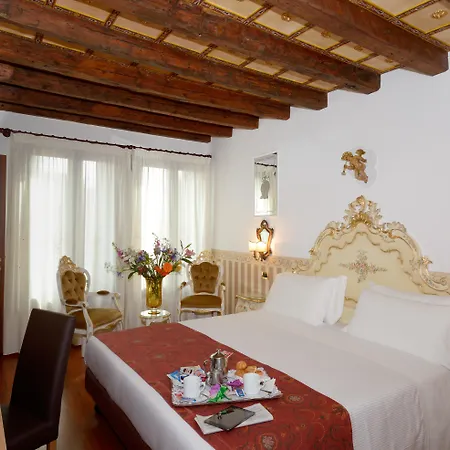 Unahotels Ala Venezia-adults 16