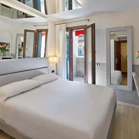 Hotel Unahotels Ala Venezia-adults 16 Venedig