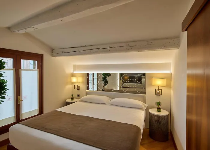 Unahotels Ala Venezia-adults 16 3* Venecia