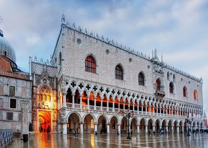 Unahotels Ala Venezia-adults 16 3*